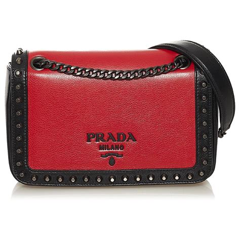 borsa prada con borchie|Borsa Prada Galleria extra large in pelle con borchie.